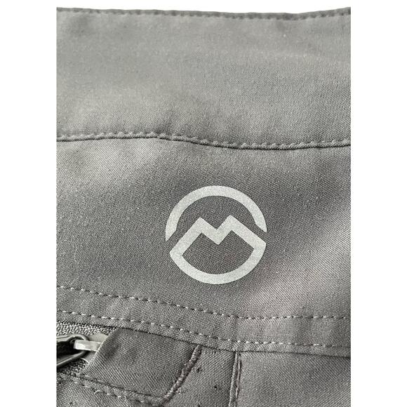 MAGELLAN FLEX FISH GEAR SHORTS, MENS, XL, GREY, ACTIVEWEAR-FLAT FRONT ZIP BUTTON - Picture 8 of 11